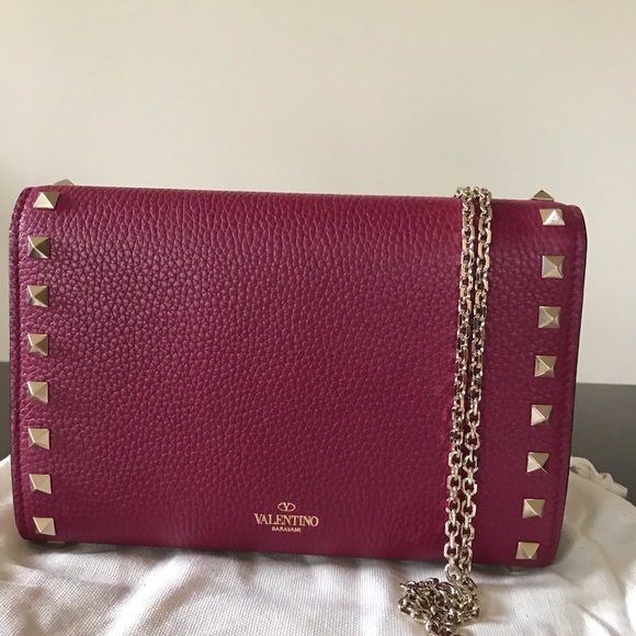 VALENTINO GARAVANI Rockstud Wallet On A Chain - Picture 3 of 14